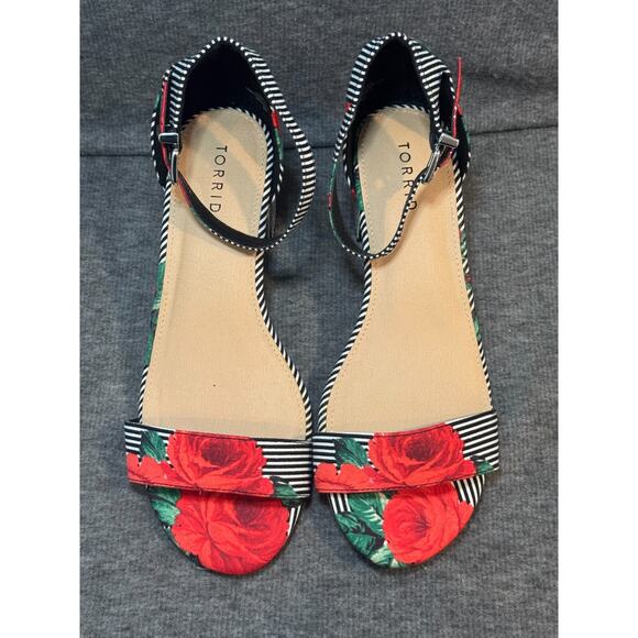 Torrid Rose Floral Striped Ankle Strap Block Heel - Women's Size 9 - Picture 3 of 6